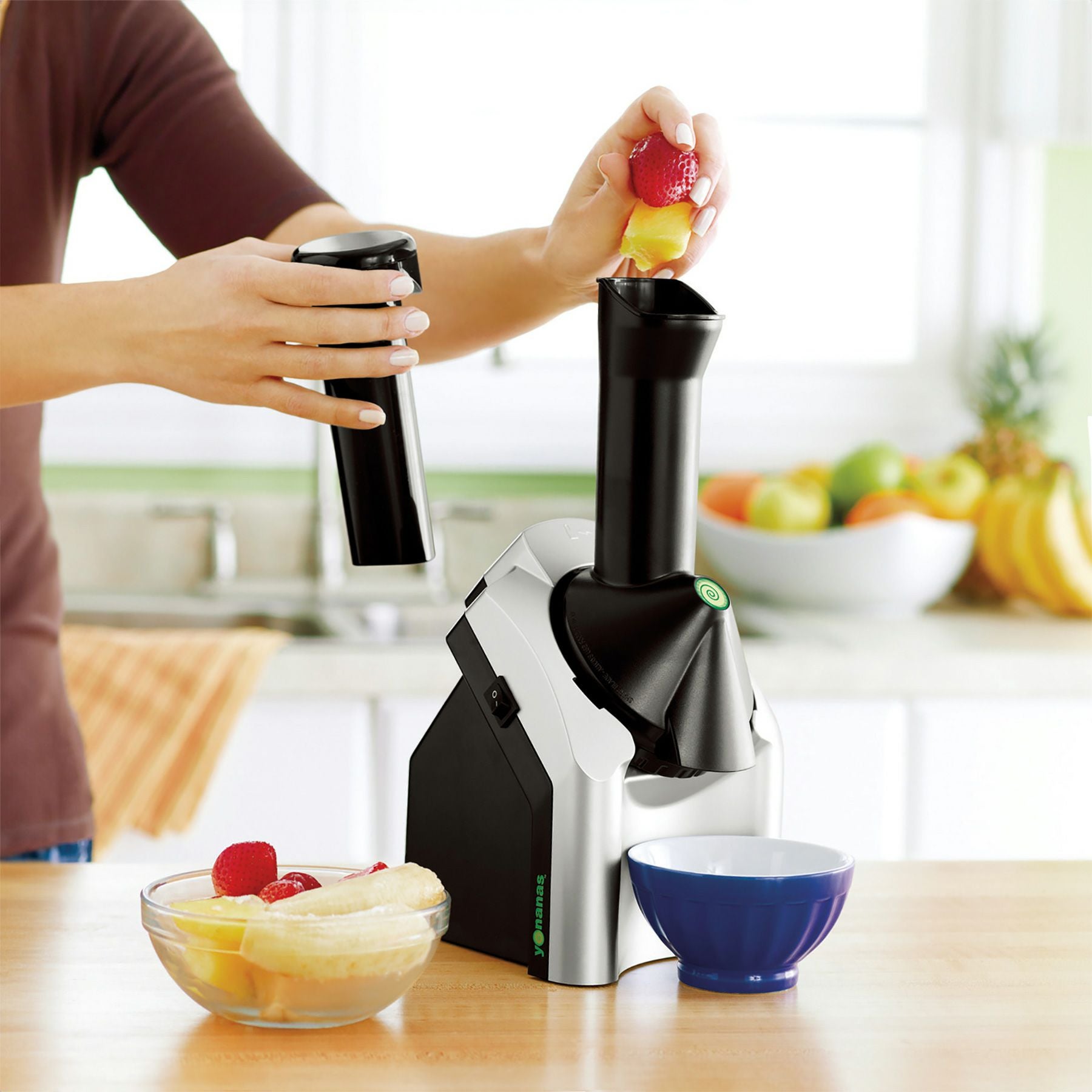 ♡新品♡ T-fal yonanas アイスクリームメーカー クラッシック902 ホワイト/レッド／yonanas