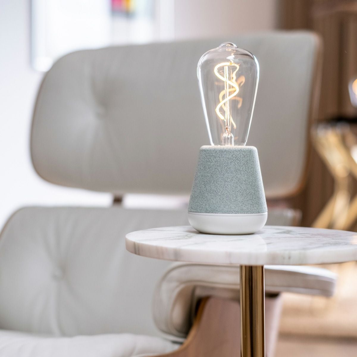 ハンブル Humble 1 テーブルライト オフホワイト 69408 充電式 LED R2603-059 ハンブル Humble 1 テーブルライト オフホワイト 69408 充電式 LED