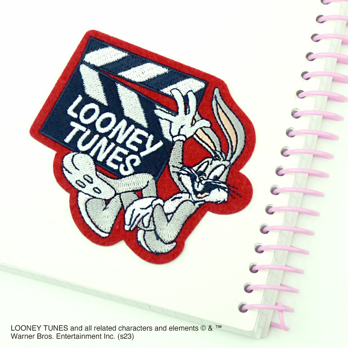 シールワッペン バッグスバニー／LOONEY TUNES（ルーニー・テューンズ