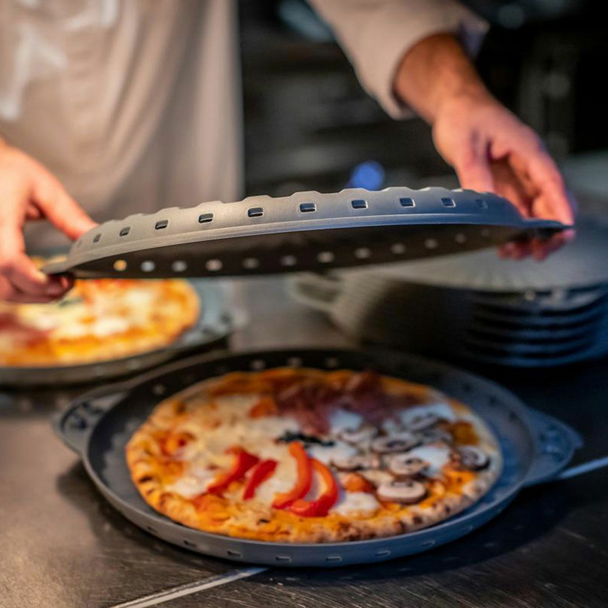 MOVEピザボックス 32cm AGY／KOZIOL（コジオル） | entresquare.com