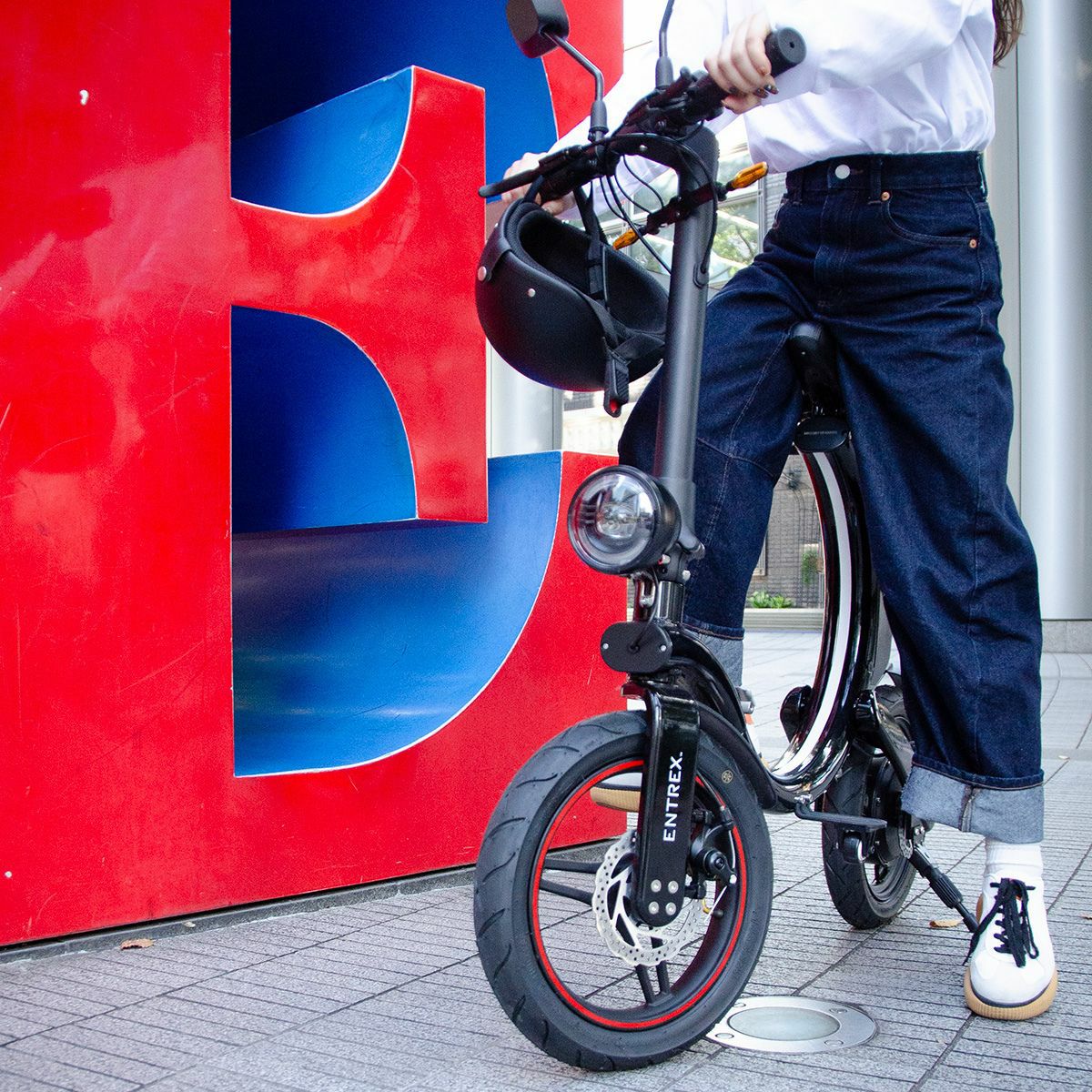 折りたたみ式電動スクーター EV Scooter MK114／ENTRE Vehicle 