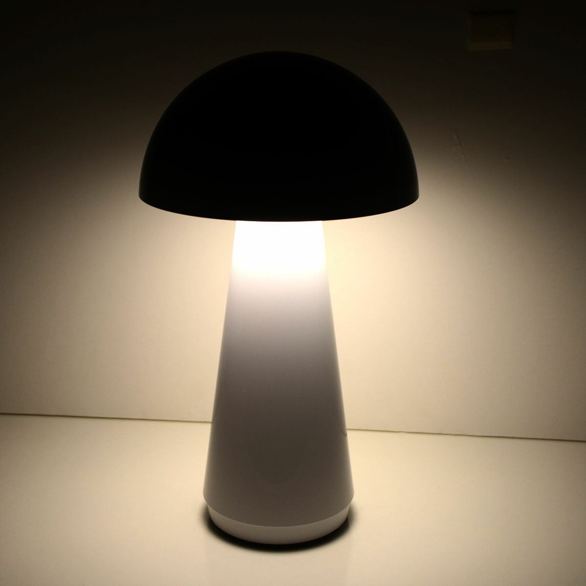 マッシュルーム テーブルライト／LEADWORKS（レッドワークス