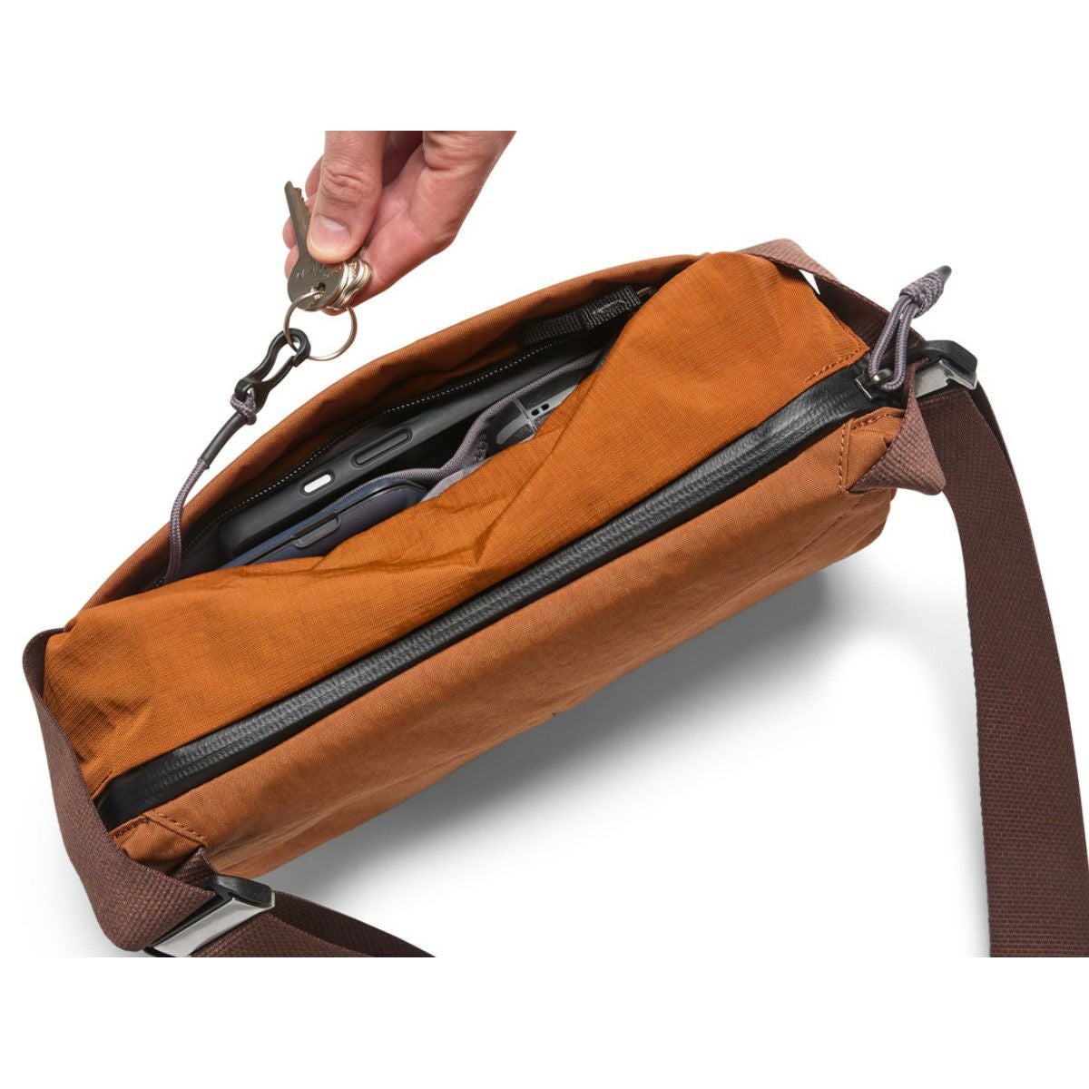 Venture Sling 6L／Bellroy（ベルロイ） | entresquare.com