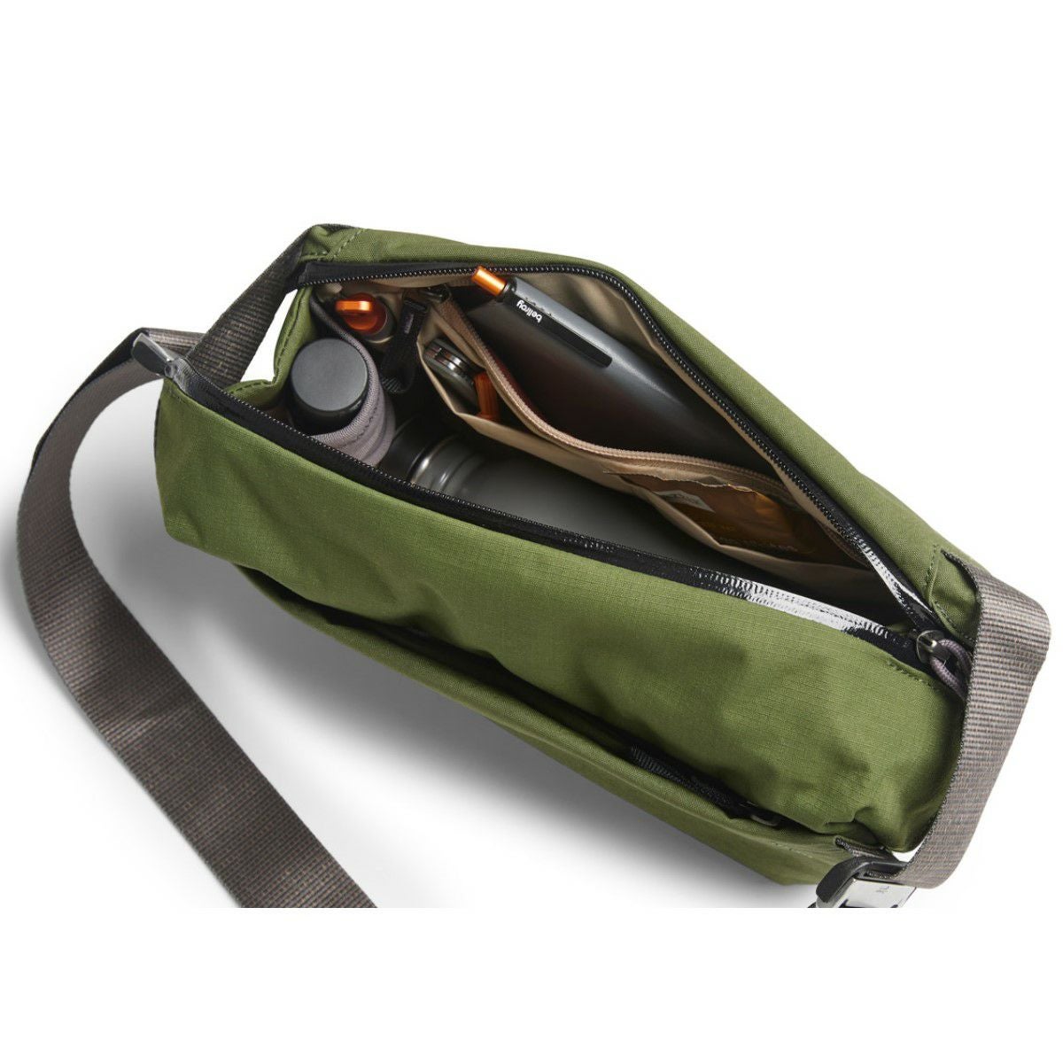 Venture Sling 6L／Bellroy（ベルロイ） | entresquare.com