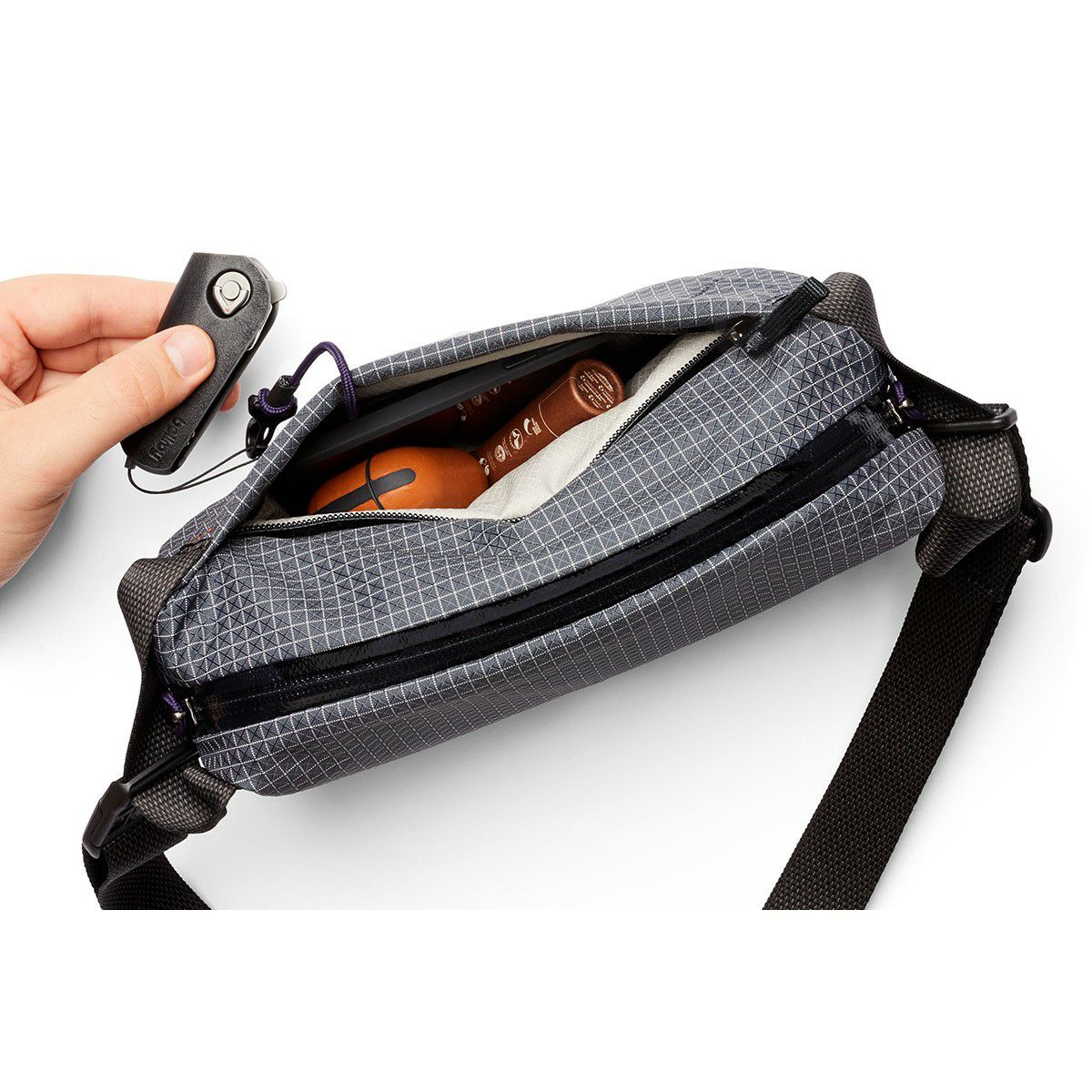 Lite Sling Mini 4L／Bellroy（ベルロイ） | entresquare.com