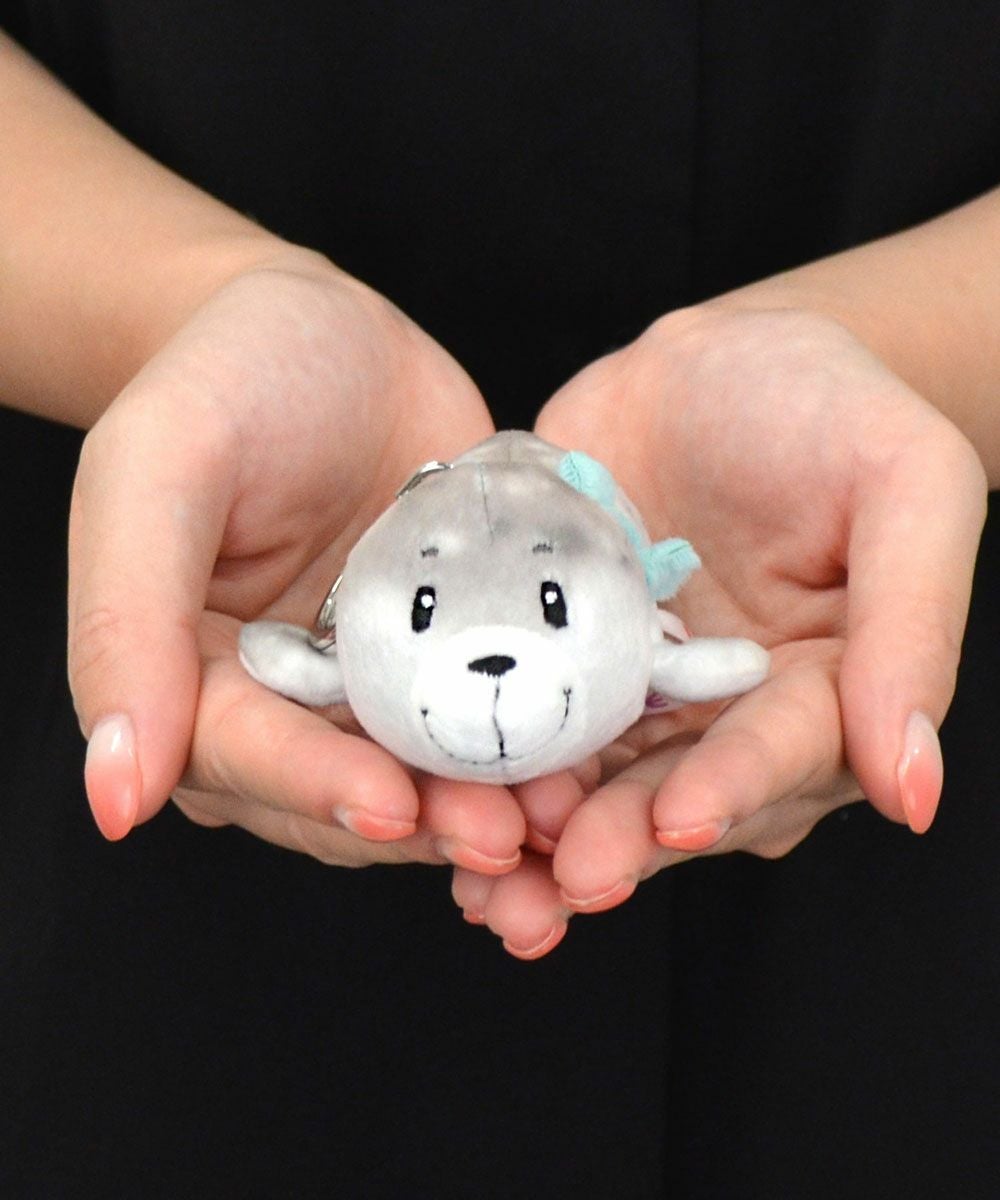 キーホルダー winter24 アザラシ ベンテ 10cm／NICI（ニキ