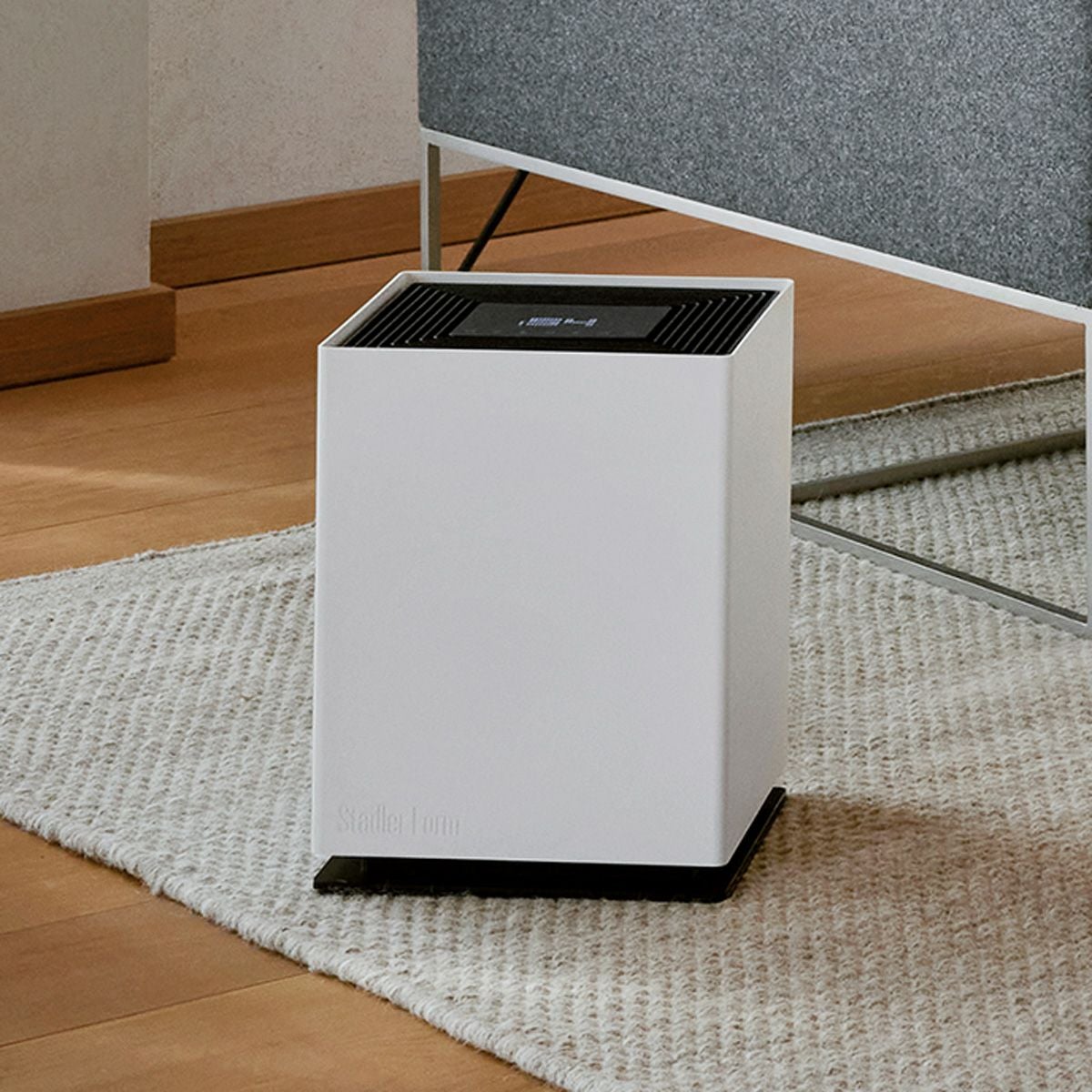 Lukas 空気清浄除湿機／Stadler Form（スタドラフォーム
