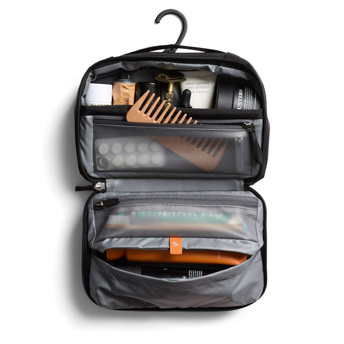 Bellroy Via Work Bag 容量14L ビジネス　ショルダー Amazon.com: Bellroy Via Work Bag (14L laptop messenger bag