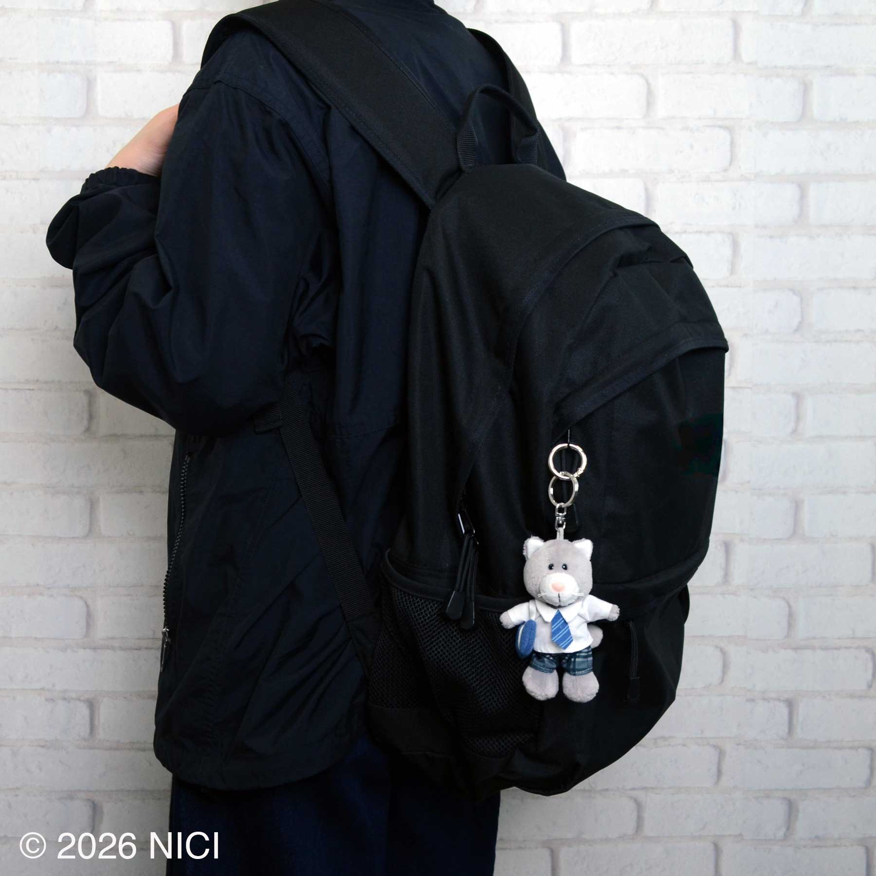 キーホルダー グレーキャット＋スクールユニフォーム 10cm／NICI
